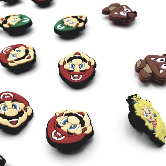Mario Brother's Croc Charms - Picture 5 of 6